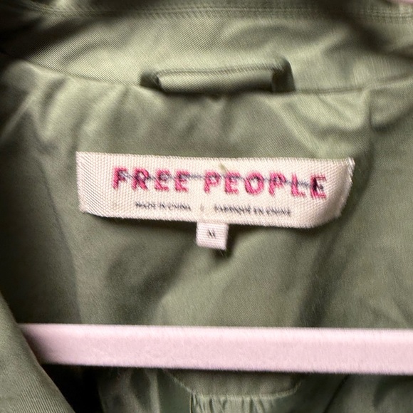 NWOT Free People Looking Glass Cropped Trench Coat in Loden Green/Army - Picture 10 of 11